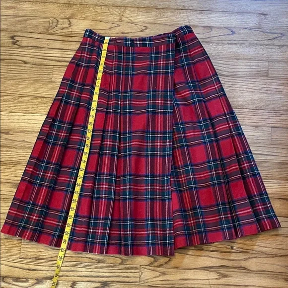 Vintage Red and Black Tartan Pleated A-Line Skirt Sz 13/14 - Picture 7 of 8